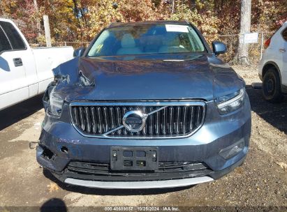 Lot #3005348104 2019 VOLVO XC40 T5 INSCRIPTION