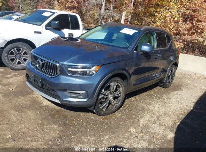 Lot #3005348104 2019 VOLVO XC40 T5 INSCRIPTION