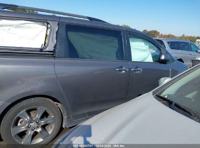 Lot #2989127273 2015 TOYOTA SIENNA SE 8 PASSENGER