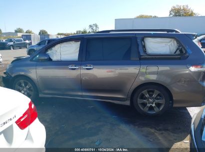 Lot #2989127273 2015 TOYOTA SIENNA SE 8 PASSENGER