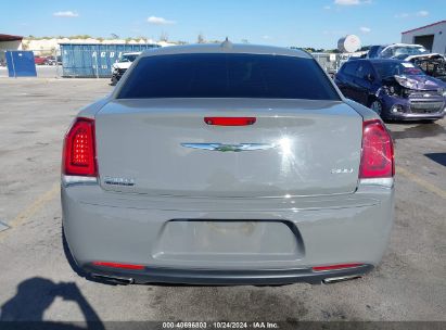 Lot #3050084238 2019 CHRYSLER 300 TOURING