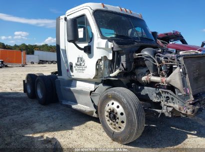 Lot #2992829368 2018 FREIGHTLINER CASCADIA 125