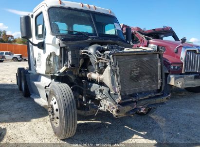 Lot #2992829368 2018 FREIGHTLINER CASCADIA 125