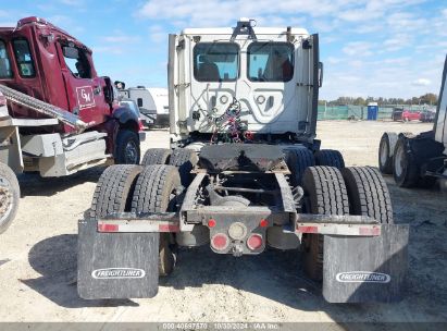 Lot #2992829368 2018 FREIGHTLINER CASCADIA 125