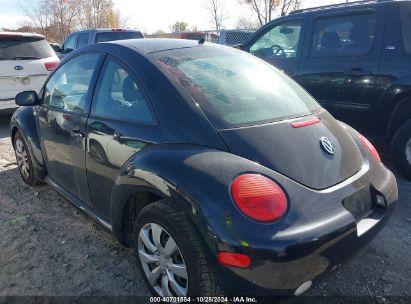 Lot #2995296734 2001 VOLKSWAGEN NEW BEETLE GL