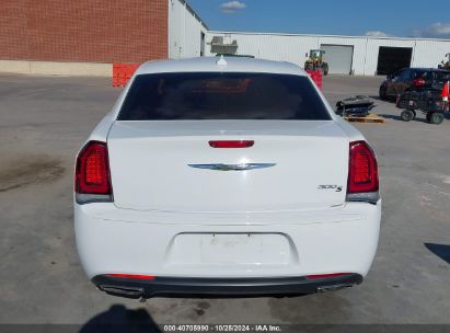 Lot #3056473150 2019 CHRYSLER 300