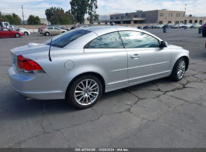 Lot #2992832649 2008 VOLVO C70 T5