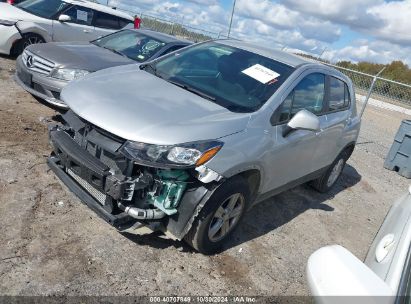 Lot #3037546843 2022 CHEVROLET TRAX AWD LS