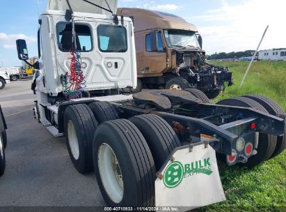 Lot #2992829157 2018 FREIGHTLINER CASCADIA 125