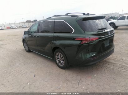 Lot #3035085256 2022 TOYOTA SIENNA LE