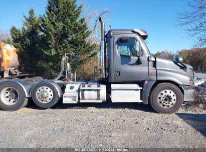 Lot #2992829089 2015 FREIGHTLINER CASCADIA 125