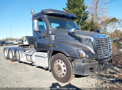 Lot #2992829089 2015 FREIGHTLINER CASCADIA 125