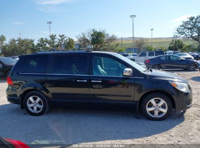 Lot #3037547085 2013 VOLKSWAGEN ROUTAN SEL PREMIUM