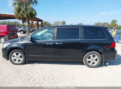 Lot #3037547085 2013 VOLKSWAGEN ROUTAN SEL PREMIUM