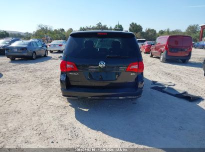 Lot #3037547085 2013 VOLKSWAGEN ROUTAN SEL PREMIUM