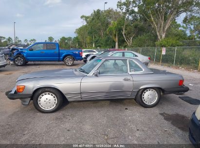 Lot #2992821970 1988 MERCEDES-BENZ 560 SL