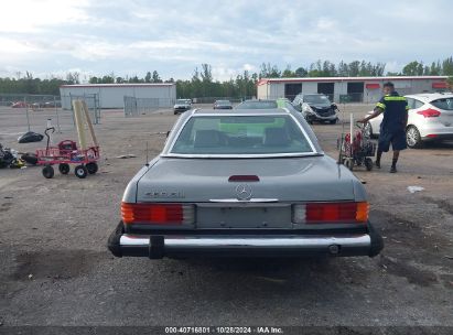 Lot #2992821970 1988 MERCEDES-BENZ 560 SL