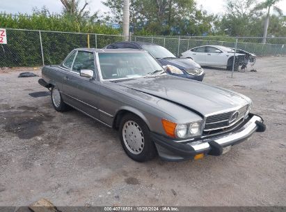 Lot #2992821970 1988 MERCEDES-BENZ 560 SL