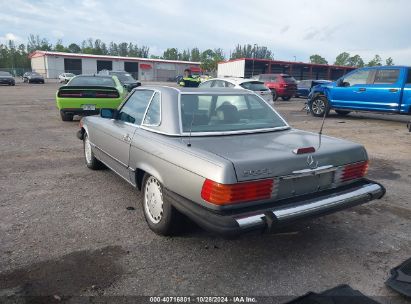 Lot #2992821970 1988 MERCEDES-BENZ 560 SL