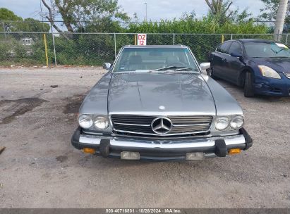 Lot #2992821970 1988 MERCEDES-BENZ 560 SL