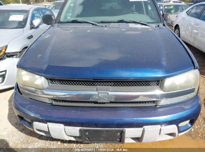 Lot #3051083877 2004 CHEVROLET TRAILBLAZER EXT LS