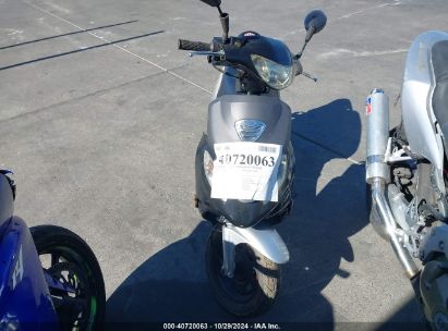 Lot #3035090990 2009 JONWAY SCOOTER