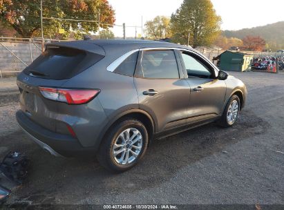 Lot #2991586597 2021 FORD ESCAPE SE