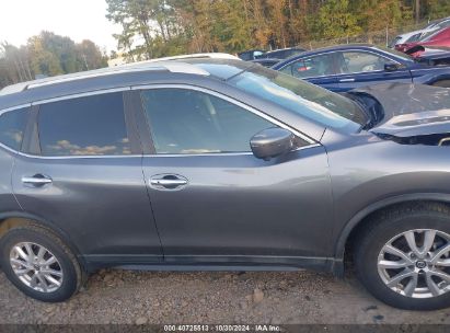 Lot #3035074114 2017 NISSAN ROGUE SV