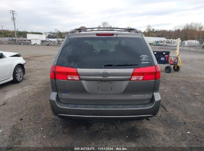 Lot #2995296216 2005 TOYOTA SIENNA LE