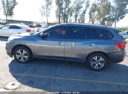 Lot #3046373617 2017 NISSAN PATHFINDER S