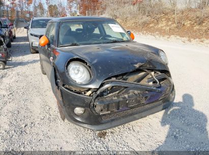 Lot #3042570312 2017 MINI HARDTOP COOPER