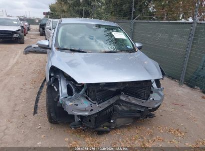 Lot #2992829087 2022 FORD ESCAPE SEL