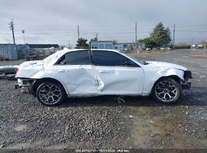 Lot #3051089363 2018 CHRYSLER 300 TOURING