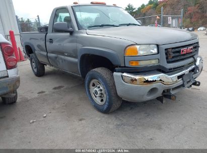 Lot #2995295694 2006 GMC SIERRA 2500HD WORK TRUCK