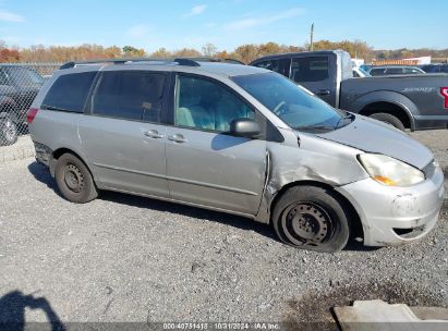 Lot #3034053746 2004 TOYOTA SIENNA LE