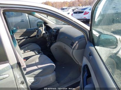 Lot #3034053746 2004 TOYOTA SIENNA LE