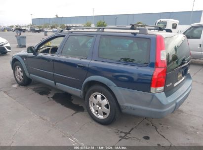 Lot #2992832456 2003 VOLVO XC70 2.5T