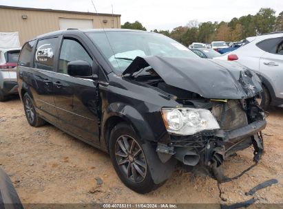 Lot #3042557596 2017 DODGE GRAND CARAVAN SXT