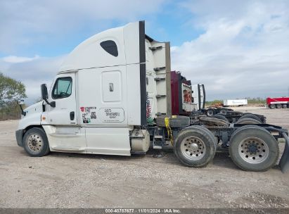 Lot #2992829561 2017 FREIGHTLINER CASCADIA 125