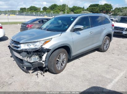 Lot #3035073825 2019 TOYOTA HIGHLANDER XLE