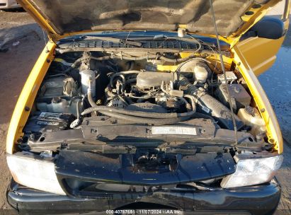 Lot #3056472385 2001 GMC JIMMY SLS W/1SA