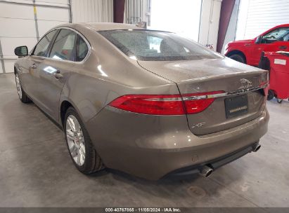 Lot #3035089654 2016 JAGUAR XF 35T PREMIUM