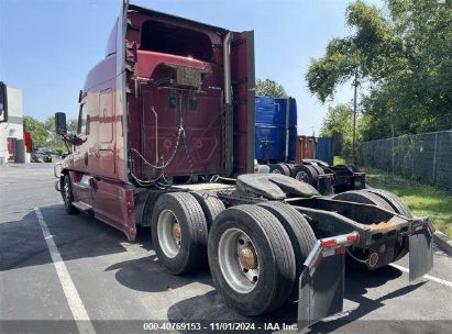 Lot #2992829276 2015 FREIGHTLINER CASCADIA 125