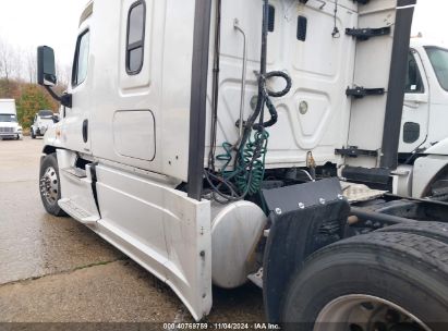 Lot #2992829252 2015 FREIGHTLINER CASCADIA 125