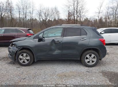 Lot #3037545714 2020 CHEVROLET TRAX AWD LT