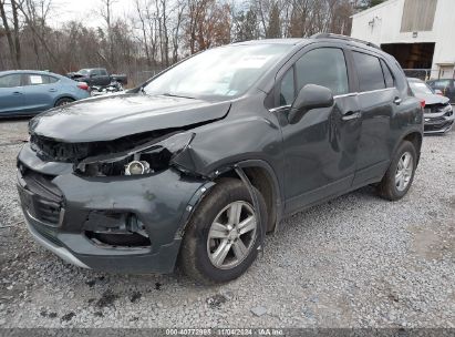 Lot #3037545714 2020 CHEVROLET TRAX AWD LT