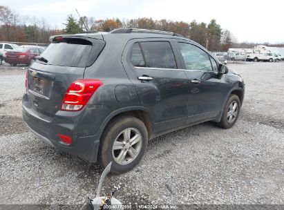 Lot #3037545714 2020 CHEVROLET TRAX AWD LT