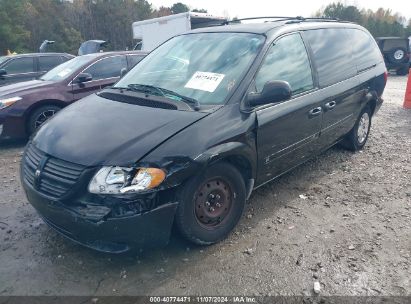 Lot #3018513823 2005 DODGE GRAND CARAVAN SE