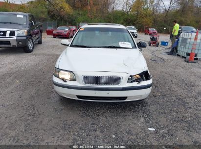 Lot #2995295280 2003 VOLVO V70 2.4T