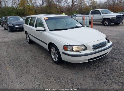 Lot #2995295280 2003 VOLVO V70 2.4T